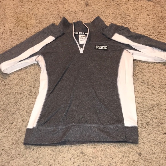 NEW VS Active Half-Zip - Picture 2 of 4